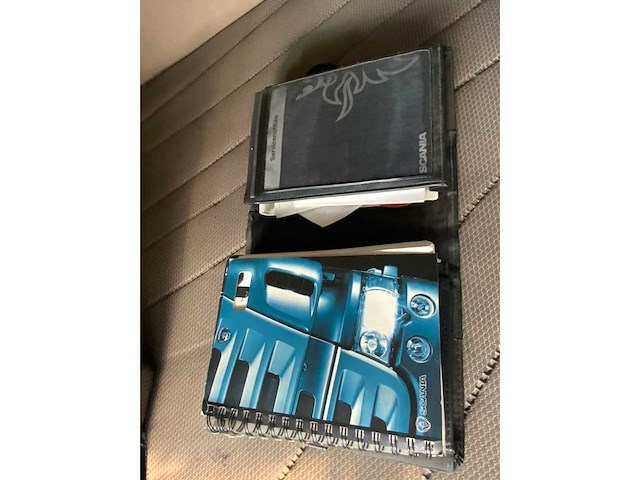 2010 scania v8 r620 8x4 vrachtwagen - afbeelding 46 van  52