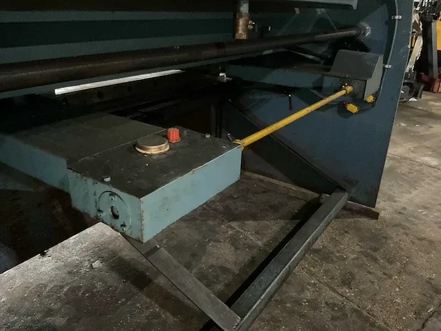 2010 shandong 6x2500 knipmachine - afbeelding 14 van  31