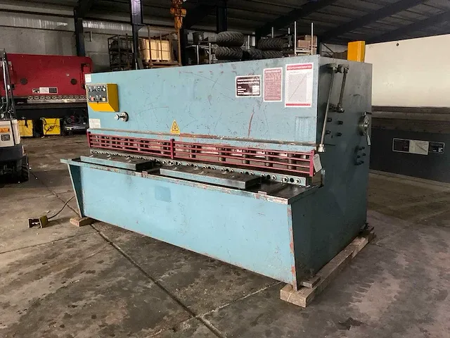 2010 shandong 6x2500 knipmachine - afbeelding 23 van  31