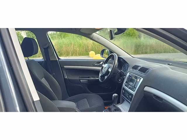 2010 skoda octavia combi 1.2 tsi ambition bns personenauto - afbeelding 2 van  19