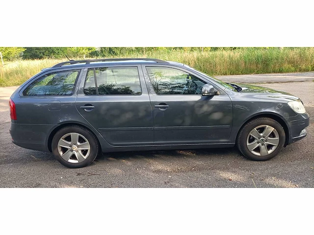 2010 skoda octavia combi 1.2 tsi ambition bns personenauto - afbeelding 17 van  19