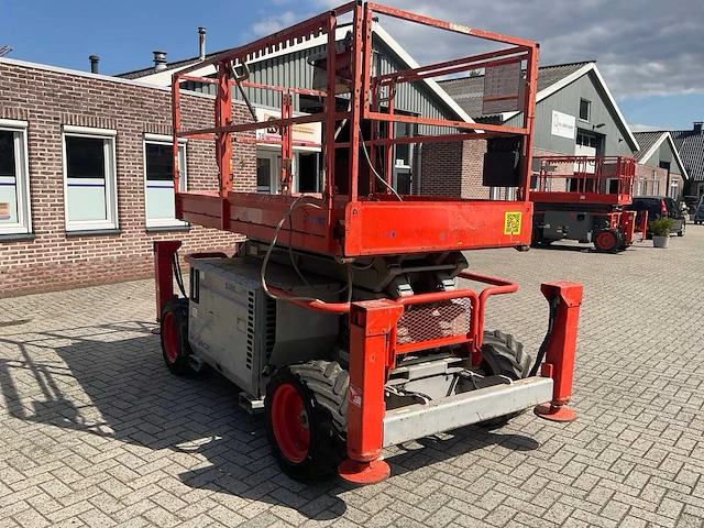 2010 sky jack sj 6832 rt hoogwerker - afbeelding 12 van  15