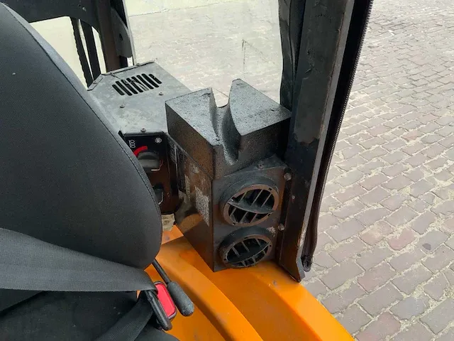 2010 still r06 industriële trekker - afbeelding 2 van  12
