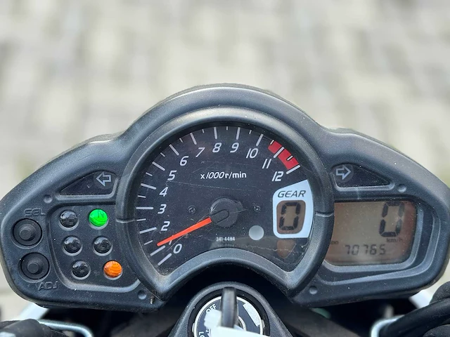 2010 suzuki tour gladius - afbeelding 6 van  15