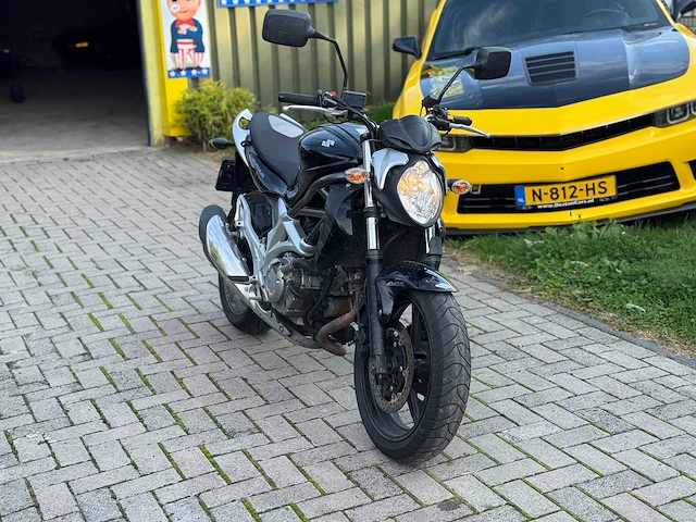 2010 suzuki tour gladius - afbeelding 13 van  15