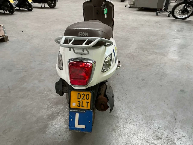 2010 sym fiddle ii 45km/u brommer - afbeelding 12 van  14