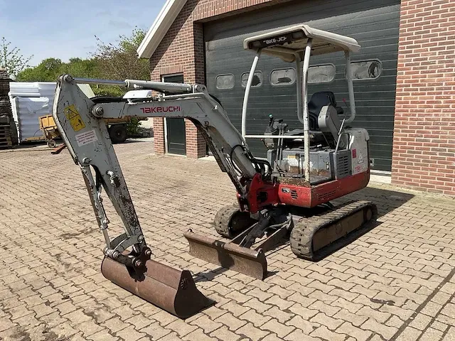 2010 takeuchi tb016 minigraafmachine - afbeelding 1 van  22