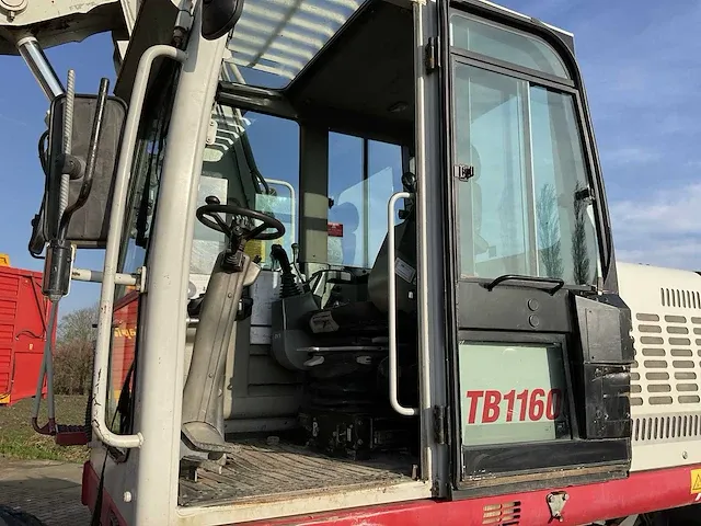 2010 takeuchi tb1160w banden graafmachine - afbeelding 18 van  40