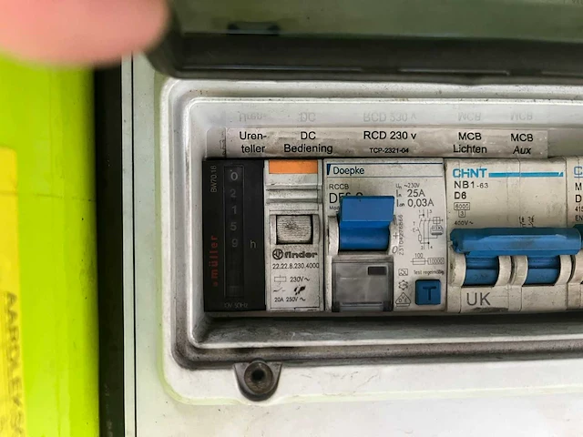 2010 tcp ecolite p-9 lichtmast - afbeelding 10 van  11