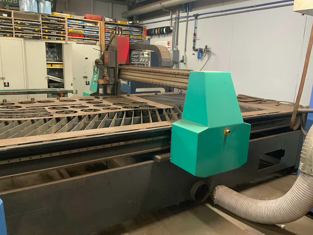 2010 termal dynamics ultra-cut 200 cnc plasmasnijmachine - afbeelding 12 van  46