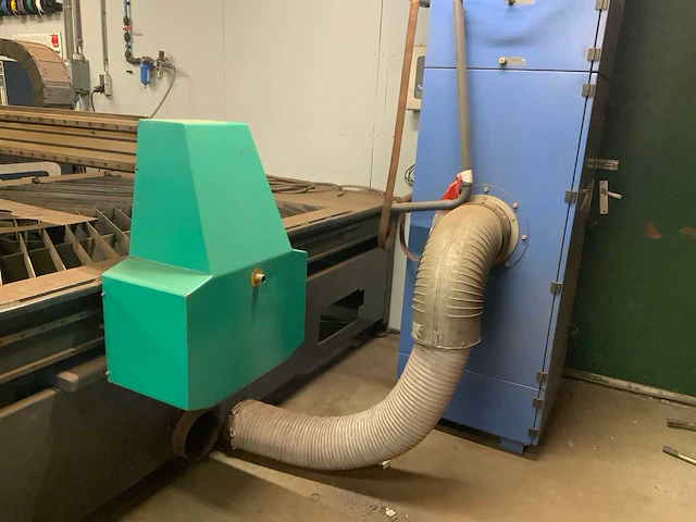 2010 termal dynamics ultra-cut 200 cnc plasmasnijmachine - afbeelding 23 van  46