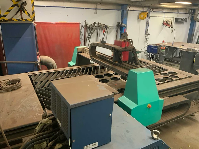 2010 termal dynamics ultra-cut 200 cnc plasmasnijmachine - afbeelding 43 van  46