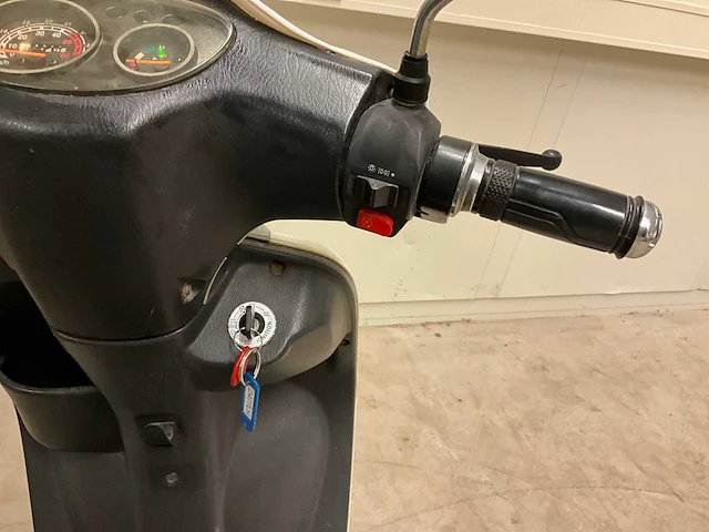 2010 tisong snorscooter elektrische scooter - afbeelding 6 van  17