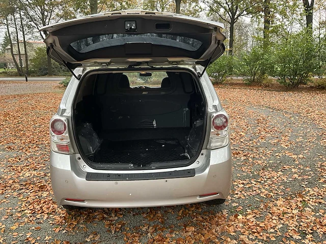 2010 toyota - verso - 2.0 d-4d-f aspir. - bedrijfswagen - afbeelding 2 van  22