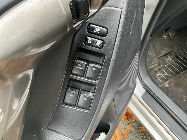 2010 toyota - verso - 2.0 d-4d-f aspir. - bedrijfswagen - afbeelding 8 van  22