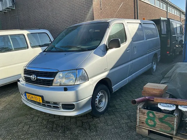 2010 toyota hiace d4d lwb bedrijfswagen - afbeelding 1 van  9