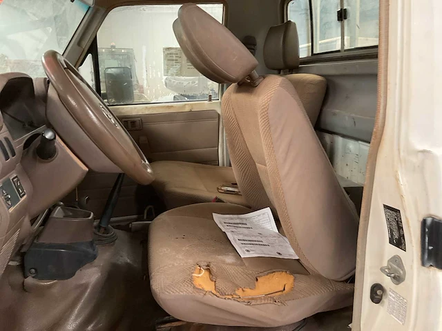 2010 toyota landcruiser pickup personenauto - afbeelding 14 van  15