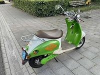 2010 veruna retro e-scooter - afbeelding 11 van  15