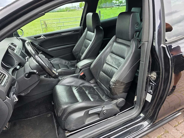 2010 volkswagen golf 2.0 gtd personenauto - afbeelding 18 van  42