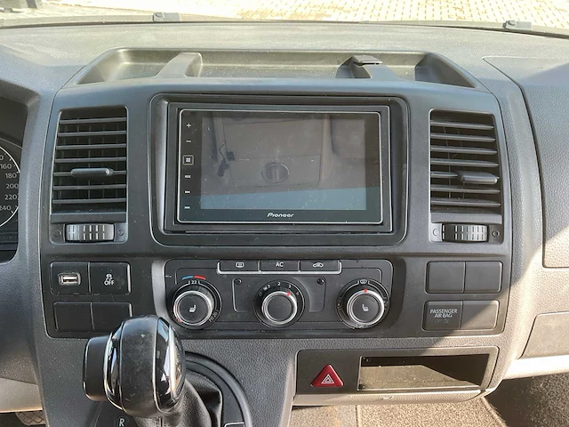 2010 volkswagen transporter bedrijfswagen - afbeelding 8 van  23