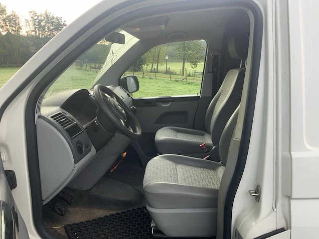 2010 volkswagen transporter bedrijfswagen - afbeelding 14 van  35
