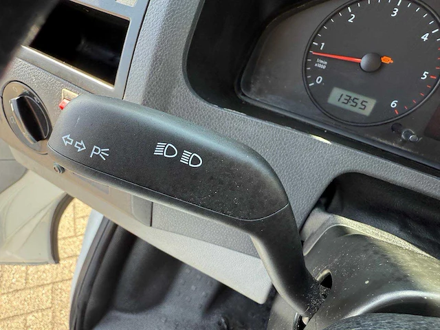 2010 volkswagen transporter kieper bedrijfswagen - afbeelding 2 van  21