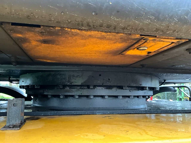 2010 volvo ew160c banden graafmachine - afbeelding 21 van  30
