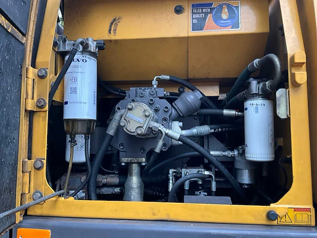 2010 volvo ew160c banden graafmachine - afbeelding 22 van  30
