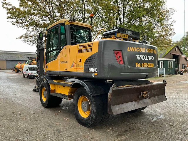 2010 volvo ew160c banden graafmachine - afbeelding 27 van  30