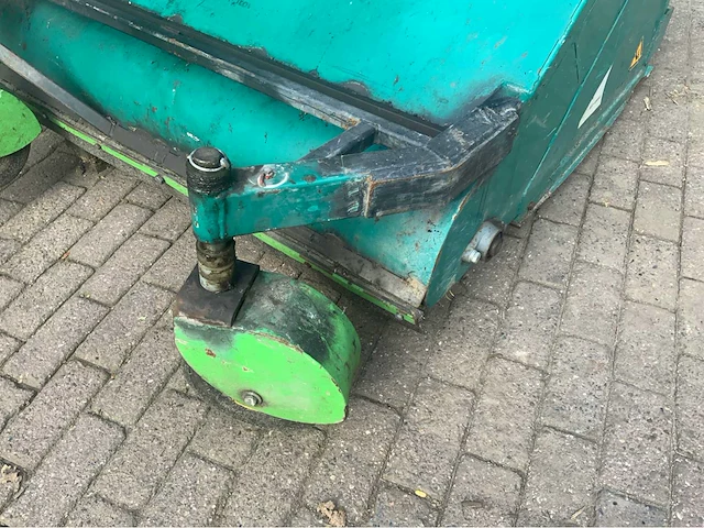 2010 weed control poop scoop - afbeelding 15 van  16