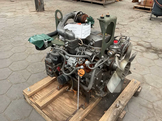 2010 yanmar 4tnv84t-dfm dieselmotor - afbeelding 5 van  10