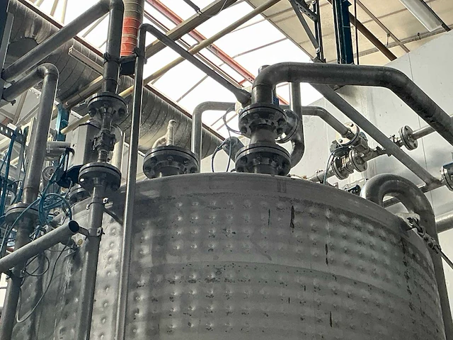 2010 ystal ystal proces system rvs tank met mixer - afbeelding 15 van  17