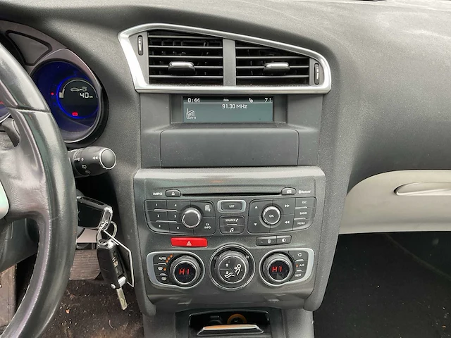 2011 - citroen - c4 - 1.6 thp exclusive - personenauto - afbeelding 2 van  17