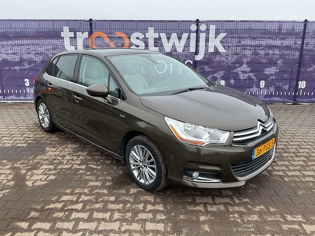 2011 - citroen - c4 - 1.6 thp exclusive - personenauto - afbeelding 10 van  17