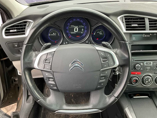 2011 - citroen - c4 - 1.6 thp exclusive - personenauto - afbeelding 16 van  17