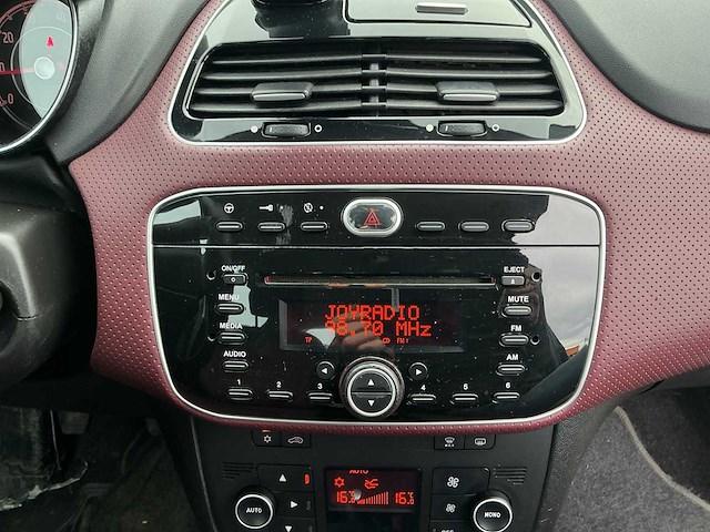 2011 - fiat - punto evo - 1.3 m-jet dynamic - personenauto - afbeelding 2 van  16