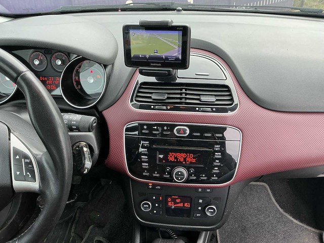 2011 - fiat - punto evo - 1.3 m-jet dynamic - personenauto - afbeelding 15 van  16