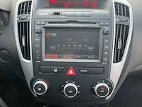 2011 - kia - cee'd sporty wagon - 1.4 cvvt seven - personenauto - afbeelding 2 van  17