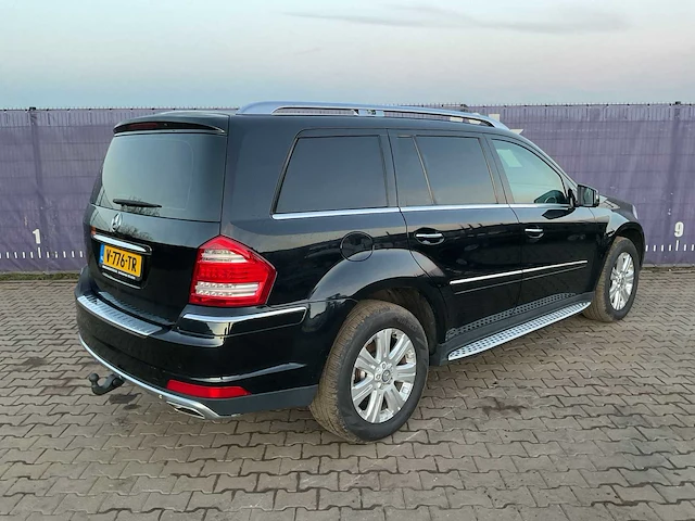 2011 - mercedes-benz - gl 350 bluetec 4matic - bedrijfswagen - afbeelding 10 van  16