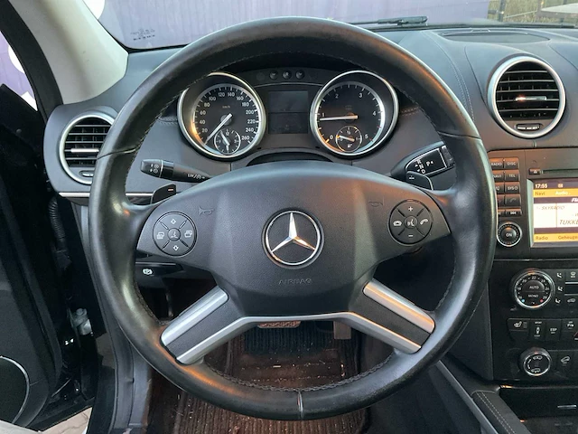 2011 - mercedes-benz - gl 350 bluetec 4matic - bedrijfswagen - afbeelding 15 van  16