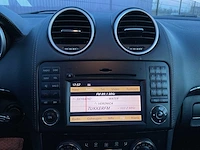 2011 - mercedes-benz - gl 350 bluetec 4matic - bedrijfswagen - afbeelding 16 van  16