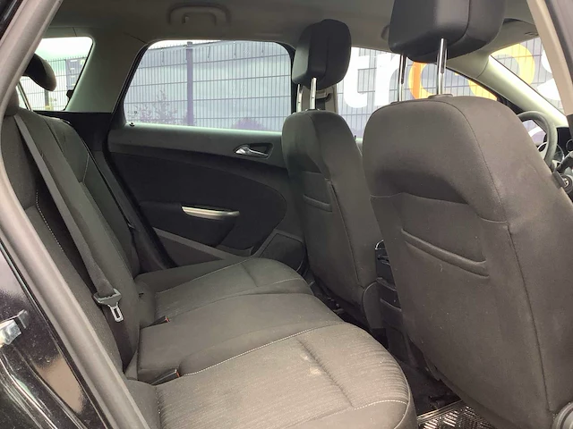 2011 - opel - astra sports tourer - 1.4 edition - personenauto - afbeelding 12 van  15