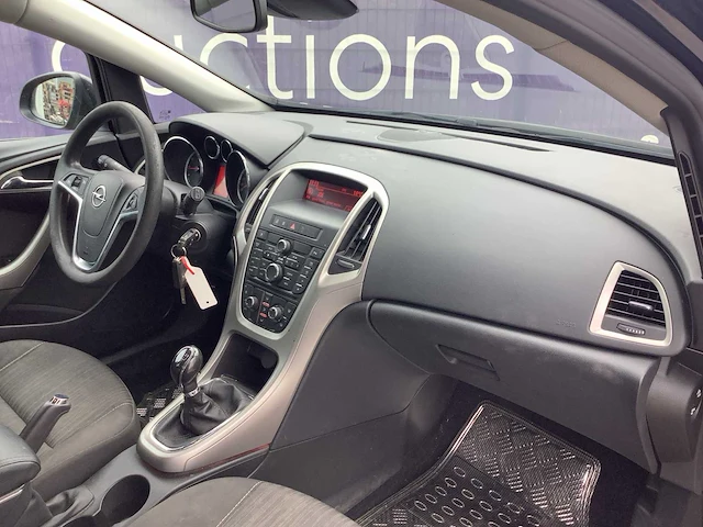 2011 - opel - astra sports tourer - 1.4 edition - personenauto - afbeelding 13 van  15