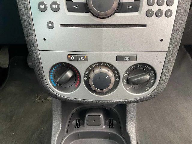 2011 - opel - corsa - 1.3 cdti ecof.s ed. - personenauto - afbeelding 2 van  16