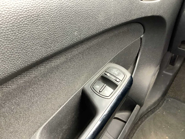 2011 - opel - corsa - 1.4-16v color edit. - personenauto - afbeelding 6 van  16