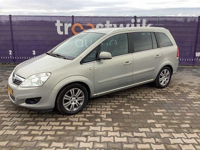 2011 - opel - zafira - 1.8 cosmo - personenauto - afbeelding 1 van  12