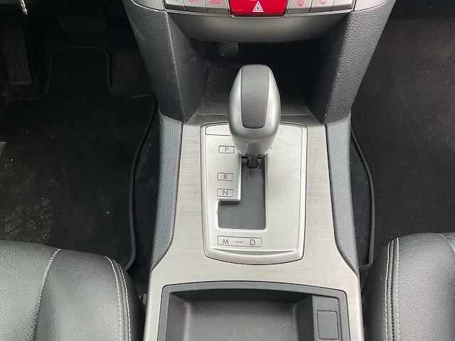 2011 - subaru - legacy touring wagon - 2.0i intro - personenauto - afbeelding 6 van  19
