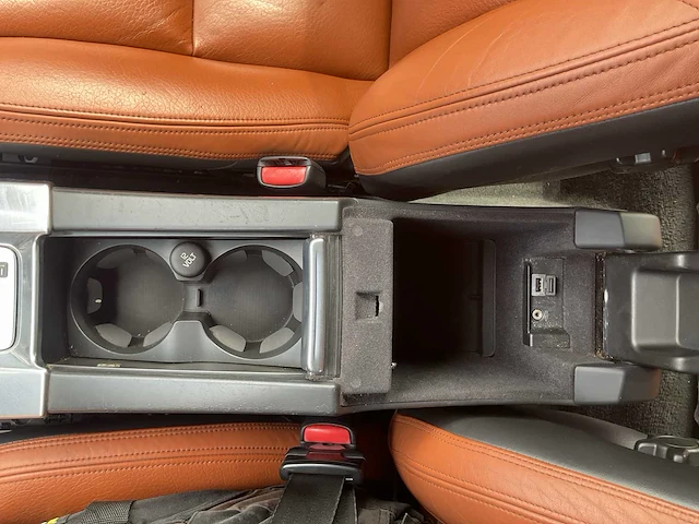 2011 - volvo - v60 - 2.4 d5 momentum - personenauto - afbeelding 9 van  20