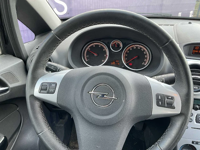 2011- opel - corsa - 1.3 cdti ecof.s ed. - personenauto - afbeelding 4 van  13