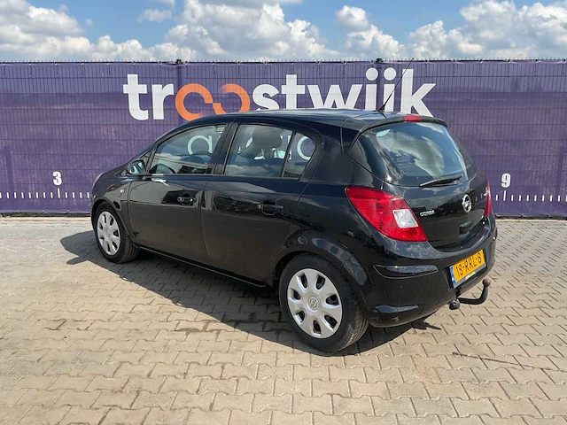 2011- opel - corsa - 1.3 cdti ecof.s ed. - personenauto - afbeelding 7 van  13